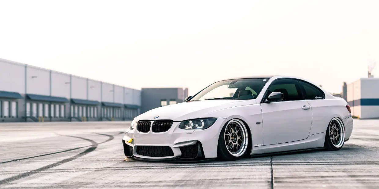 BMW 3 Series E9X air suspension